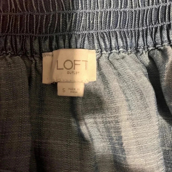 Loft Skirt - Small - Picture 3 of 3